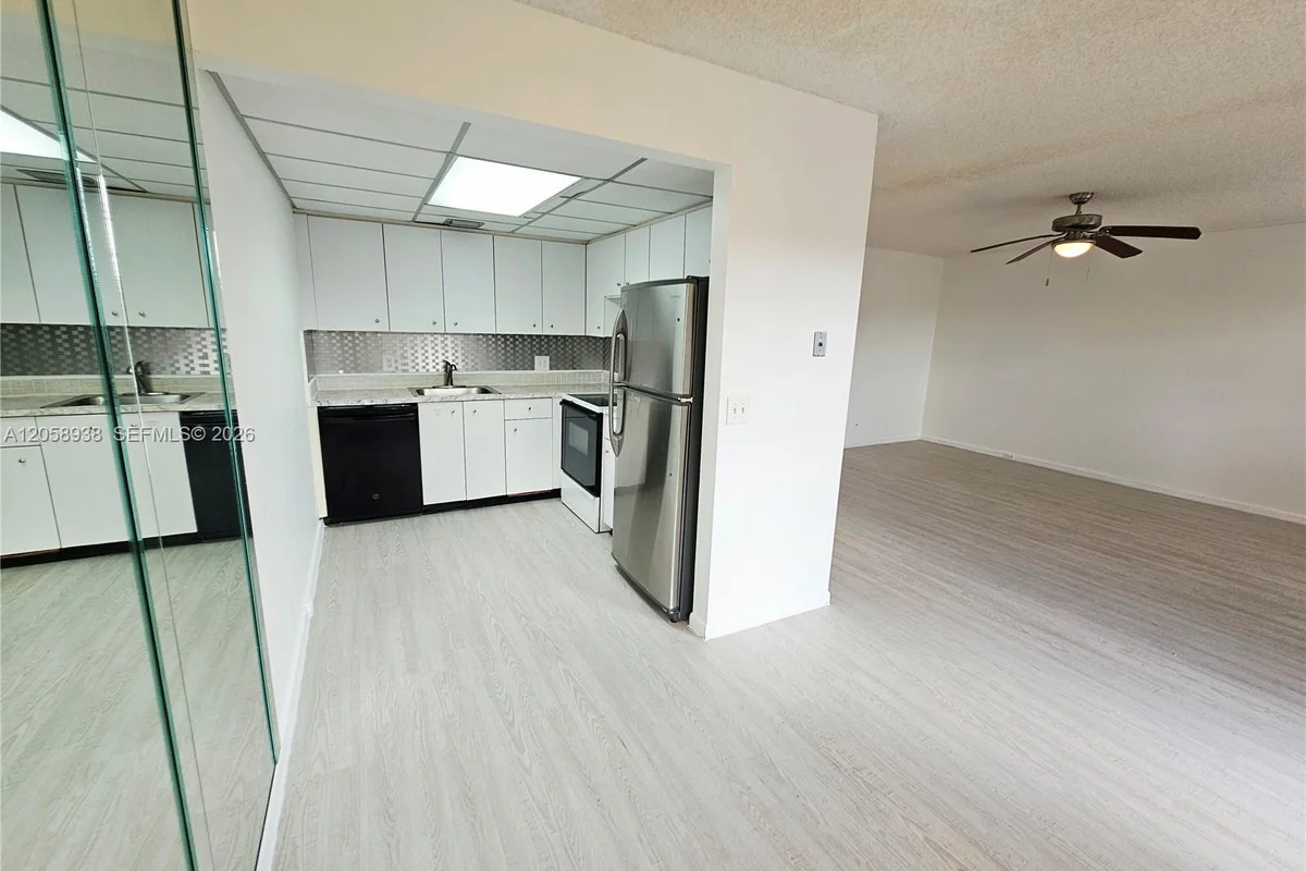 13250 SW 7th Ct #402L, Pembroke Pines: photo 1 of 25