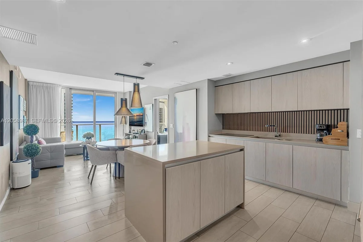 4010 S Ocean Dr #R3305, Hollywood: photo 1 of 101
