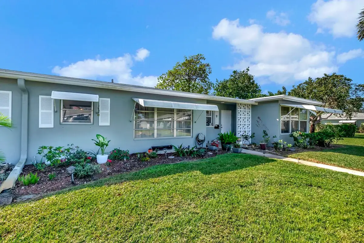 750 High Point Blvd N #C, Delray Beach: photo 1 of 22