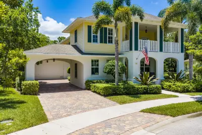 110 Lagrange Way, Jupiter: photo 1 of 60