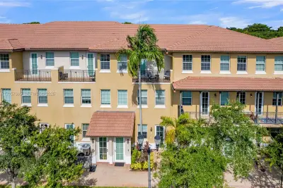 950 SW 147th Ave #2611, Pembroke Pines: photo 1 of 41