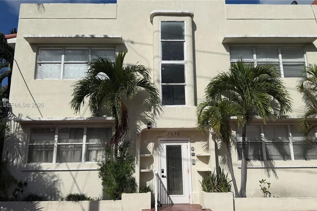 7636 Abbott Ave #6, Miami Beach: photo 1 of 20