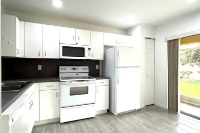 1007 Arezzo Cir, Boynton Beach: photo 1 of 10