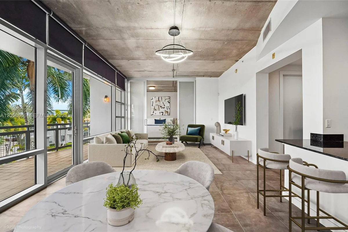 365 SE 6th Ave #308, Delray Beach: photo 1 of 13