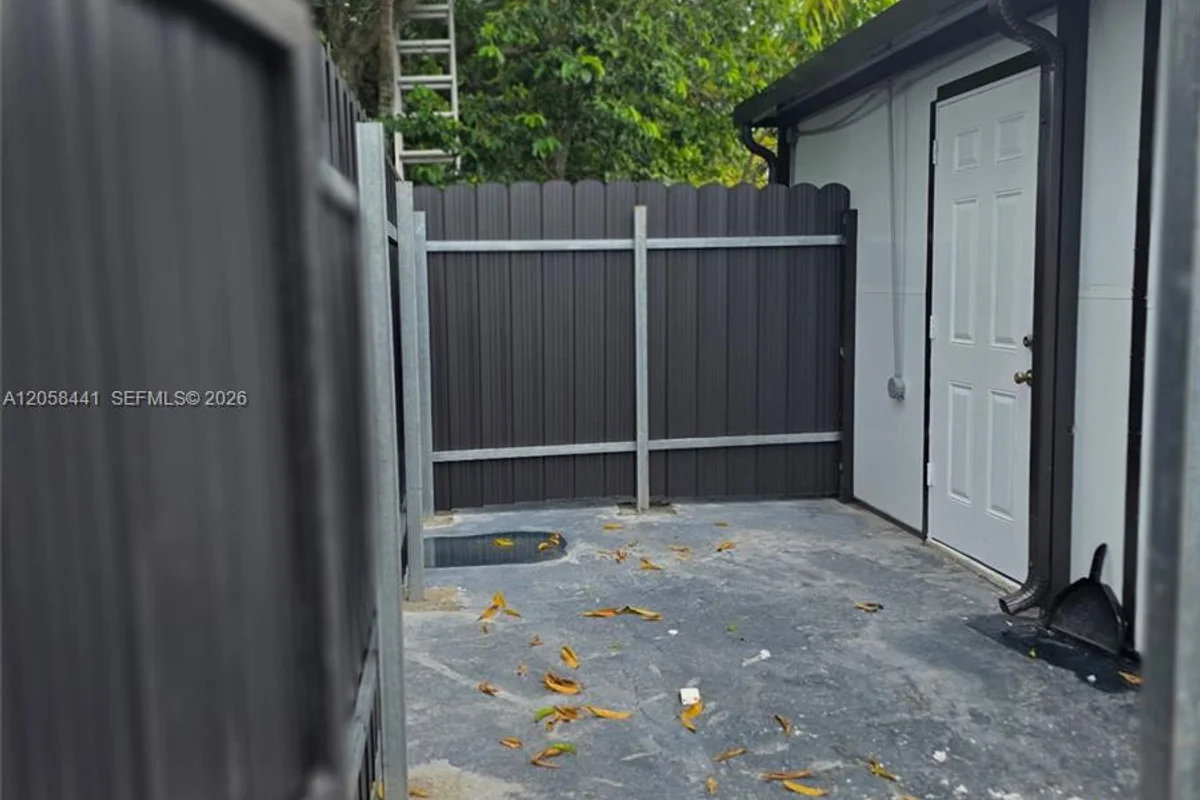 19393 NW, Miami Gardens: photo 1 of 15