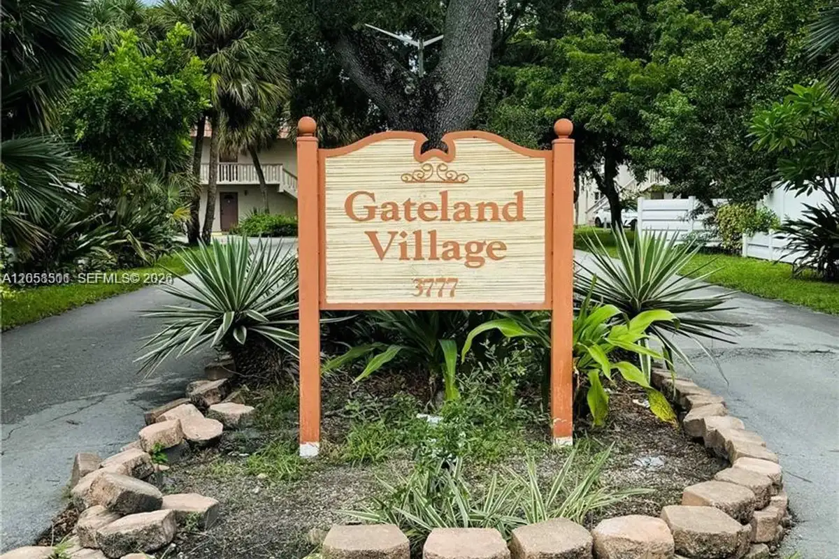 3777 NW 78th Ave #8E, Davie: photo 1 of 21