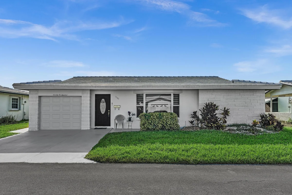 7500 NW 73rd Ave, Tamarac: photo 1 of 49