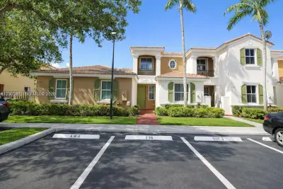 2264 NE 42nd Cir, Homestead: photo 1 of 21
