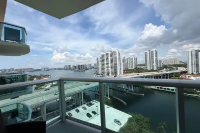 19390 Collins Ave #1603, Sunny Isles Beach: photo 1 of 33