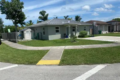 29203 SW 142nd Ave, Homestead: photo 1 of 26