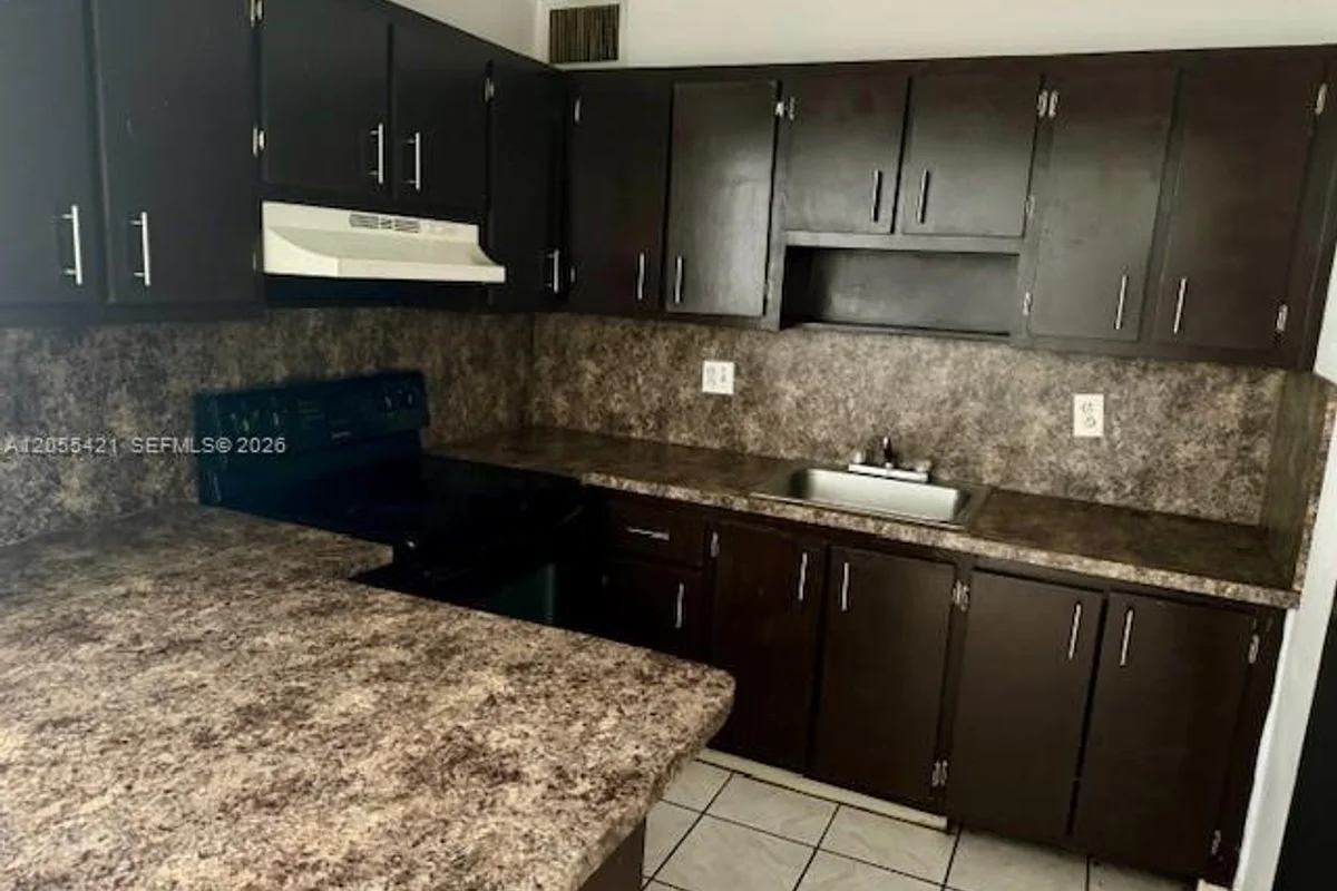 2017 NW 46th Ave #A210, Lauderhill: photo 1 of 8