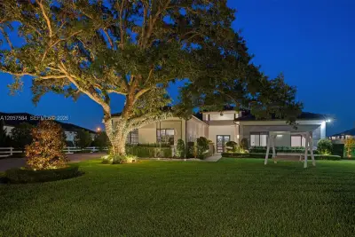 4850 SW 159th Ave, Southwest Ranches: photo 1 of 65