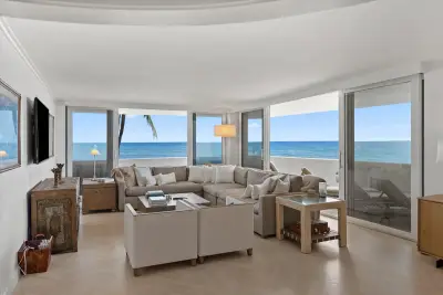 100 Sunrise Ave #212, Palm Beach: photo 1 of 30