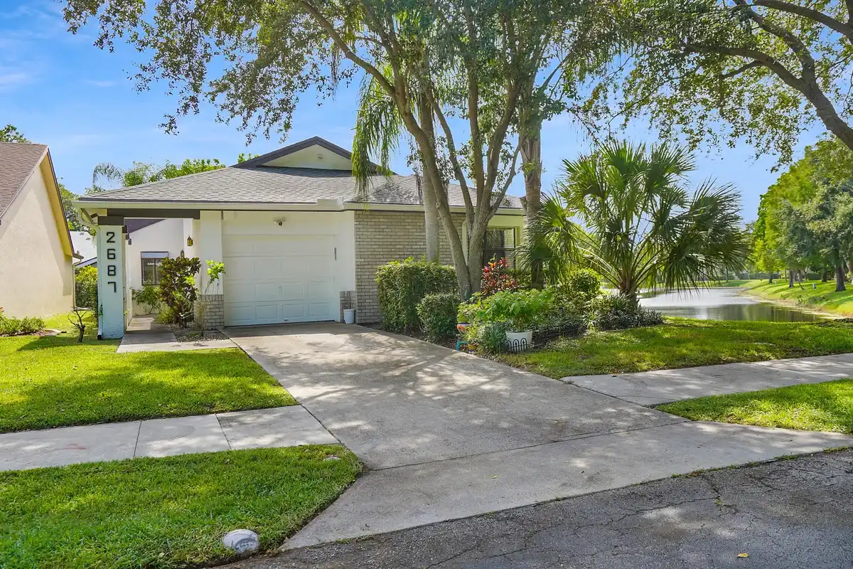 2687 Blue Sage Ave, Coconut Creek: photo 1 of 68
