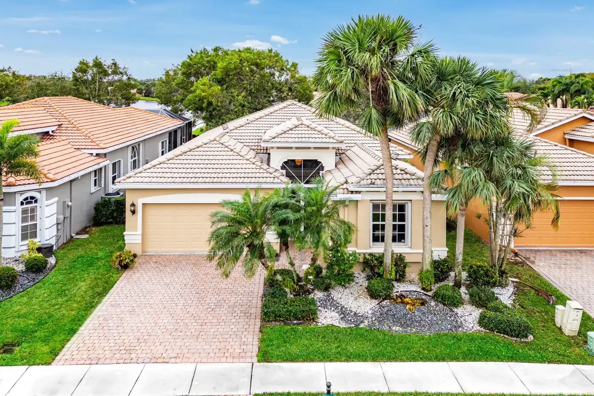8688 Via Avellino, Lake Worth: photo 1 of 45
