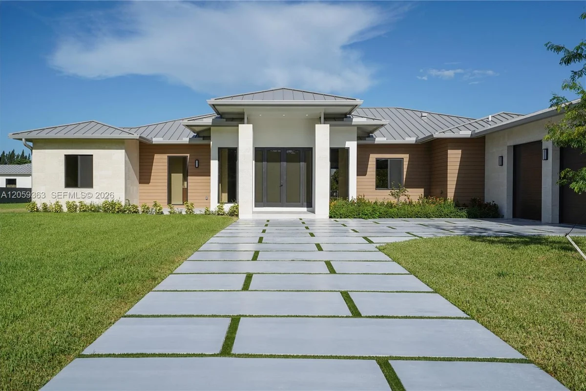 27505 SW 172nd Ave, Homestead: photo 1 of 34