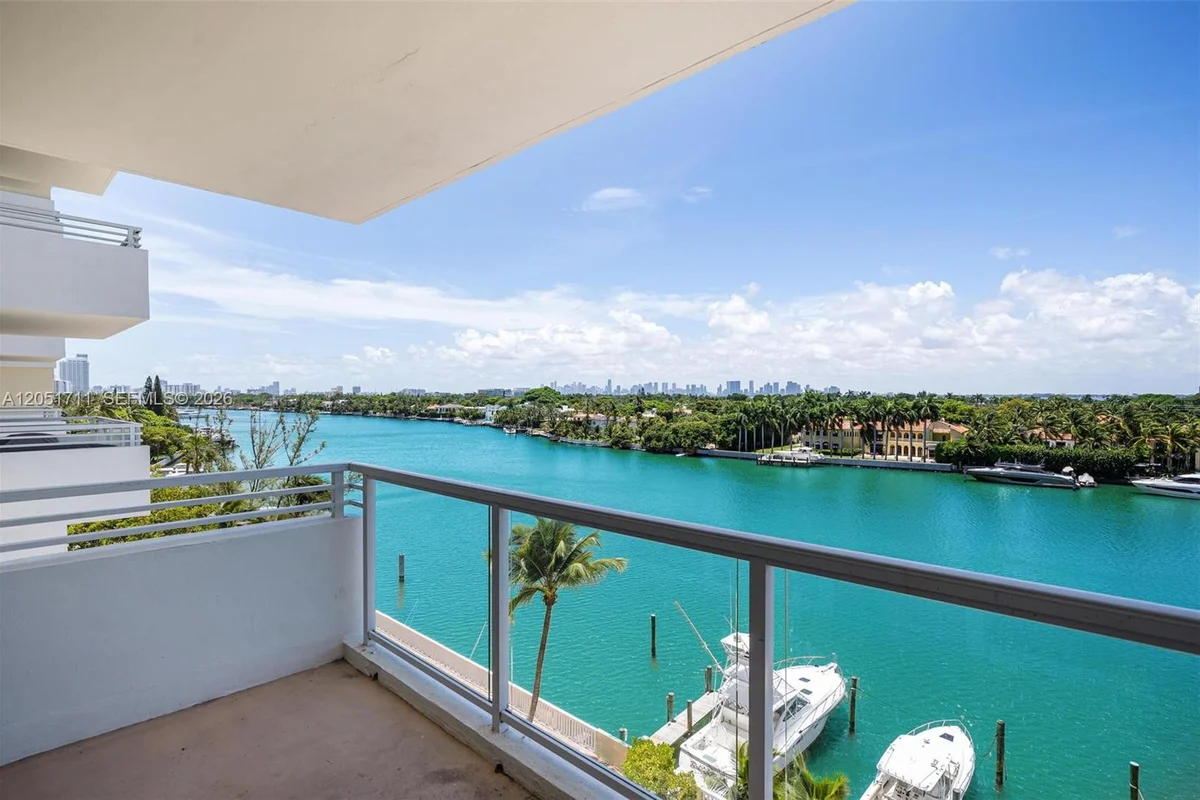 5600 Collins Ave #7J, Miami Beach: photo 1 of 47