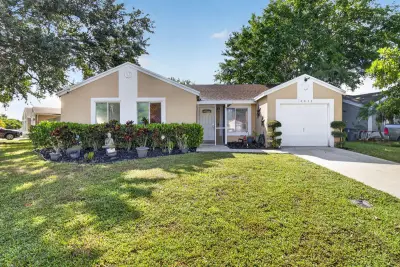 18838 Cloud Lake Cir, Boca Raton: photo 1 of 45
