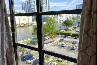 800 Parkview Dr #716, Hallandale Beach: photo 1 of 23