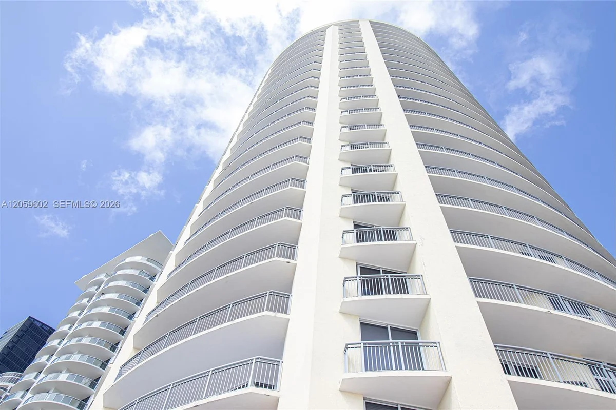 17375 Collins Ave #701, Sunny Isles Beach: photo 1 of 46