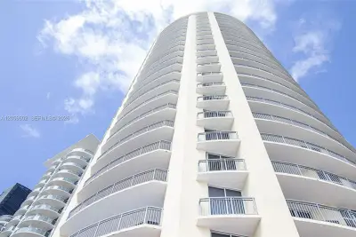 17375 Collins Ave #701, Sunny Isles Beach: photo 1 of 46