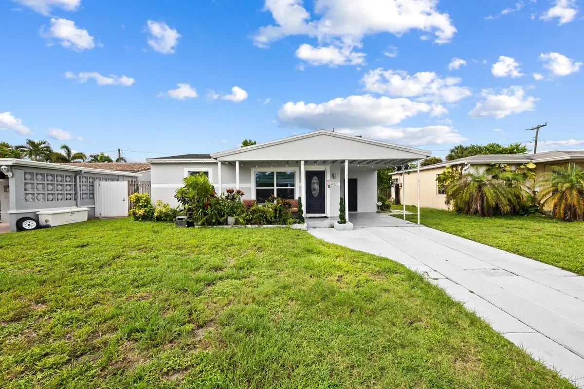 400 NW 52nd Ct, Oakland Park: photo 1 of 23