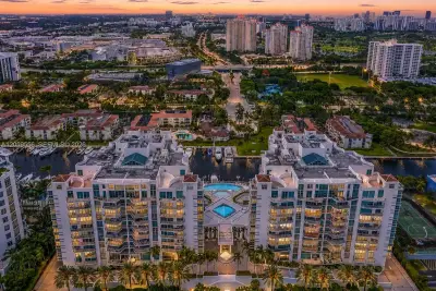 3131 NE 188th St #1-910, Aventura: photo 1 of 40