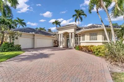 21409 Crestfalls Ct, Boca Raton: photo 1 of 44