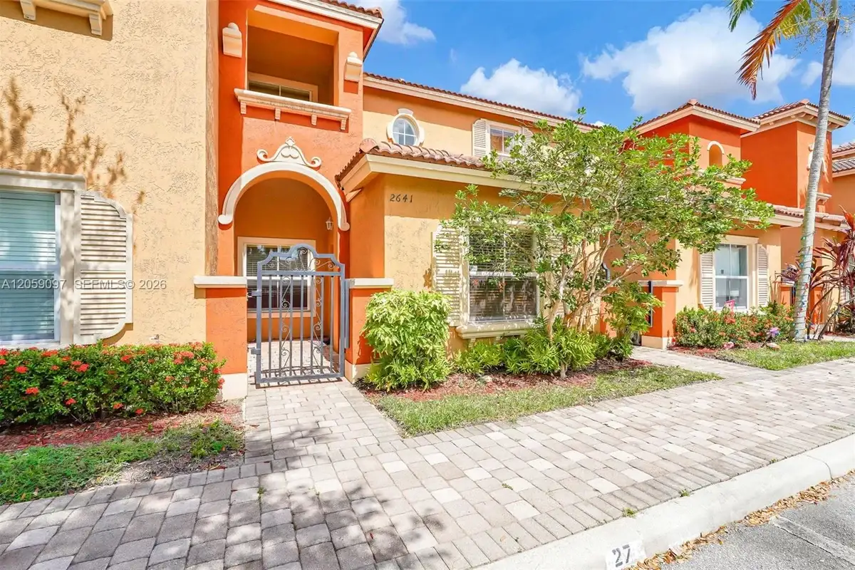 2641 SW 120th Ter #205-2, Miramar: photo 1 of 46