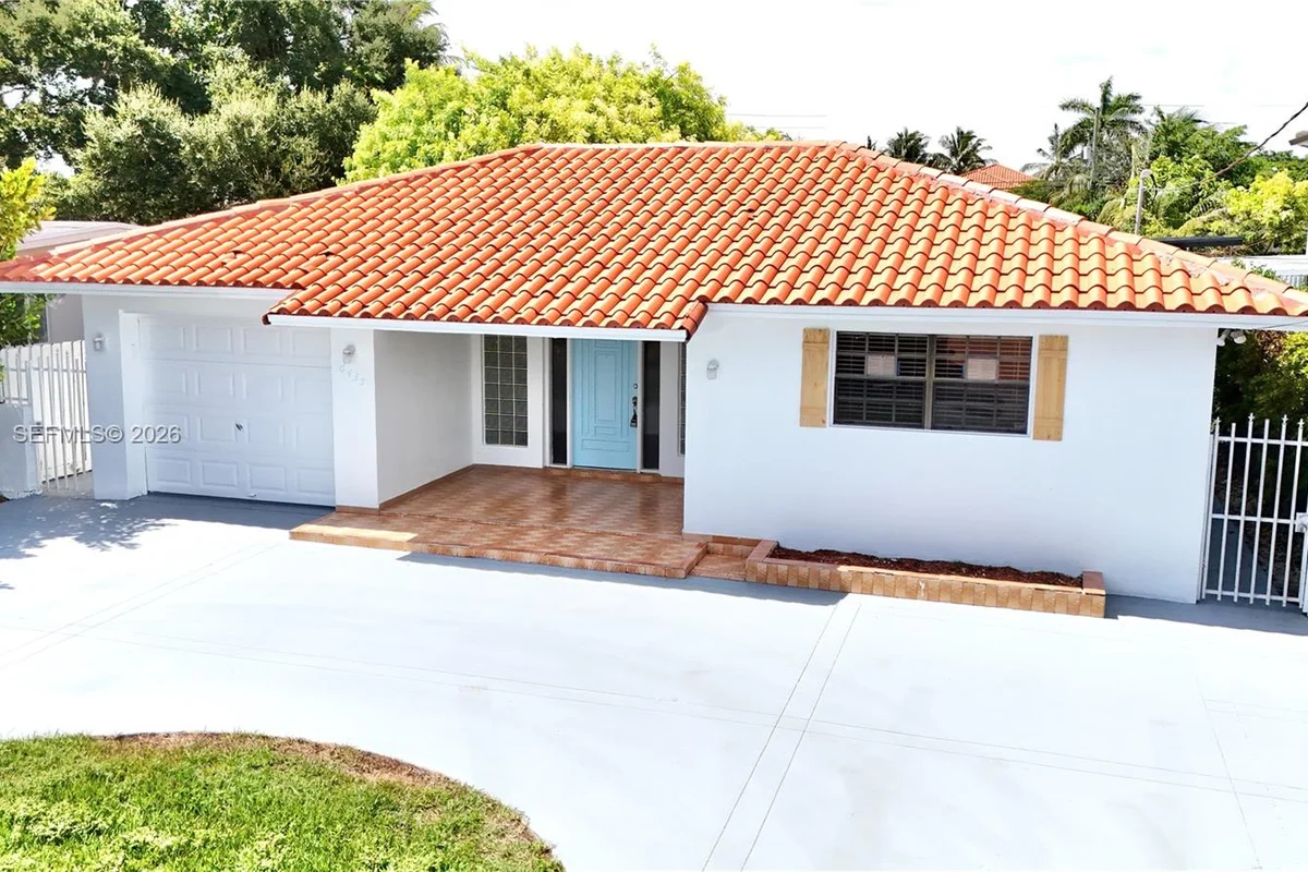 6435 SW 32nd St, Miami: photo 1 of 32