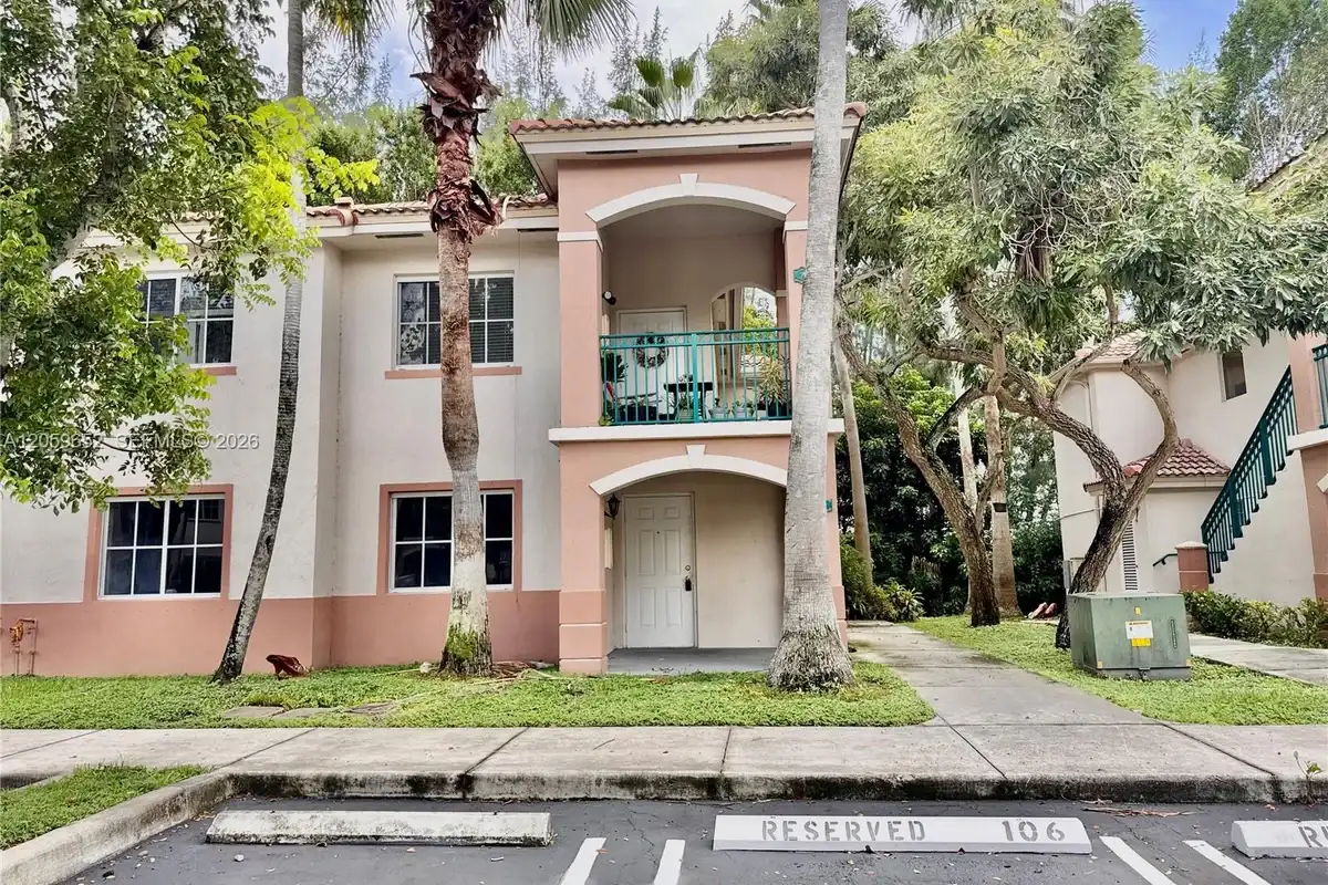 1250 SE 31st Ct #106-33, Homestead: photo 1 of 1