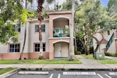 1250 SE 31st Ct #106-33, Homestead: photo 1 of 1