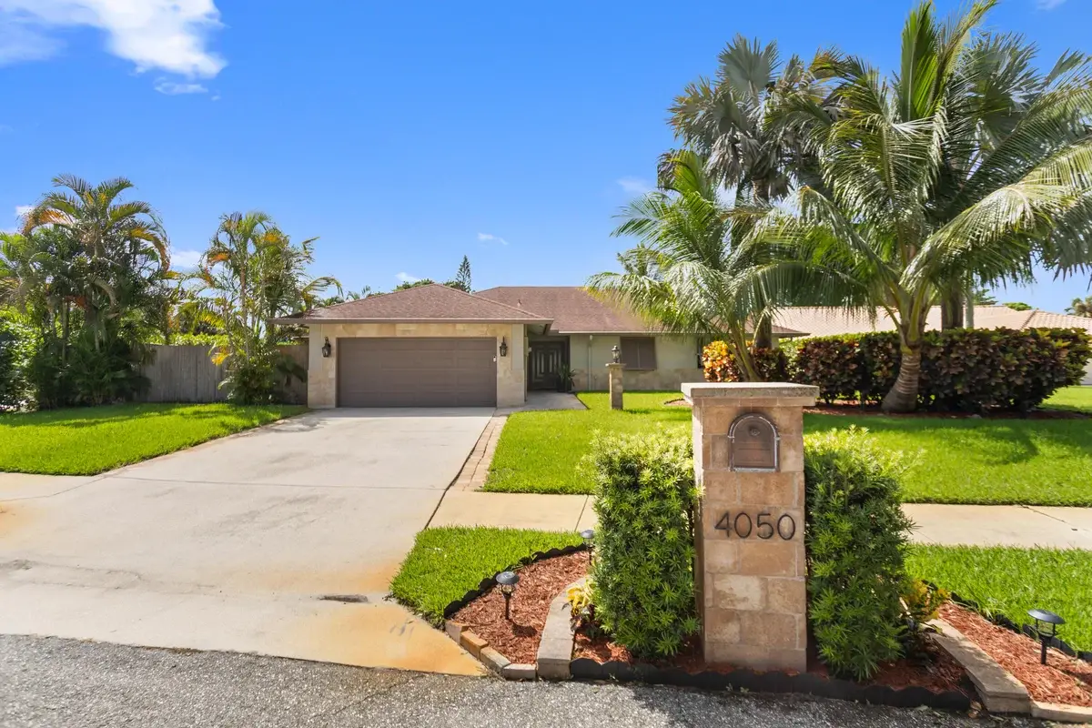 4050 NW 7th Ln, Delray Beach: photo 1 of 57