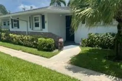 2758 Emory Dr #E, West Palm Beach: photo 1 of 12