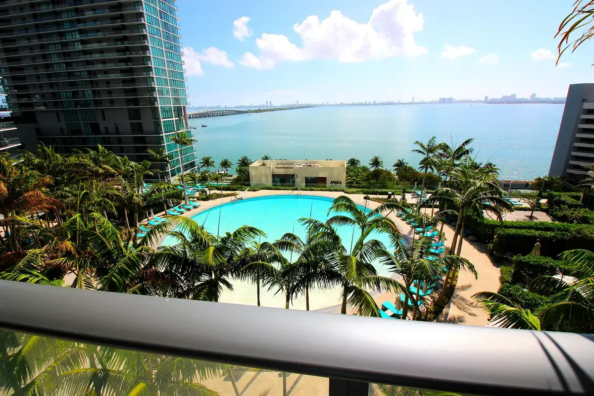 480 NE 31st St #906, Miami: photo 1 of 85