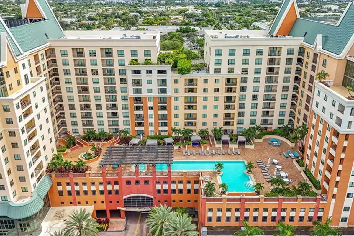 110 N Federal Hwy #501, Fort Lauderdale: photo 1 of 64