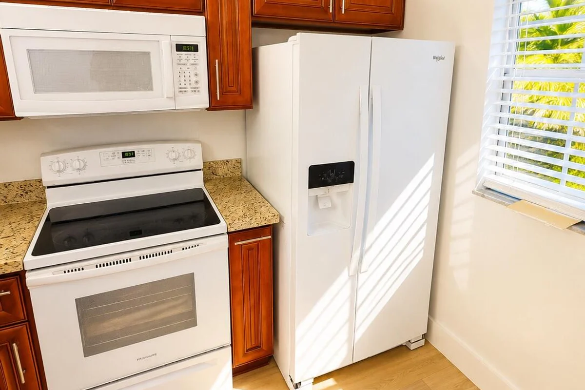 3399 Foxcroft Rd #206, Miramar: photo 1 of 10