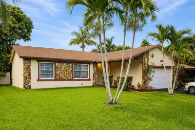 3391 NW 97th Ter, Sunrise: photo 1 of 3
