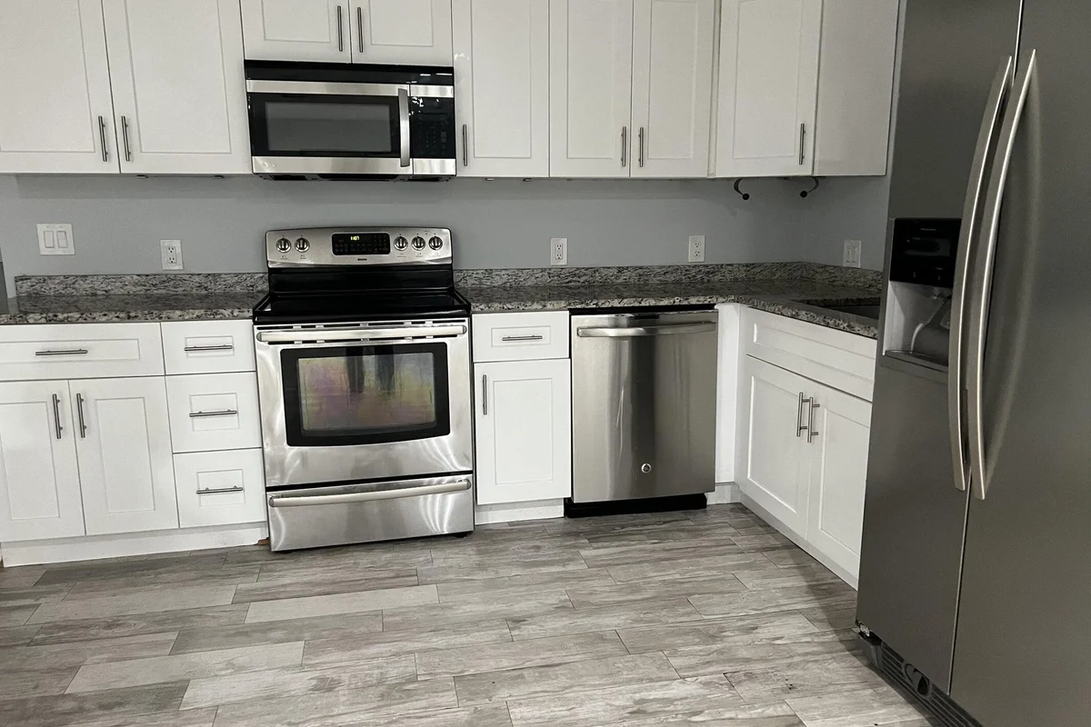 817 S L St #1, Lake Worth Beach: photo 1 of 10