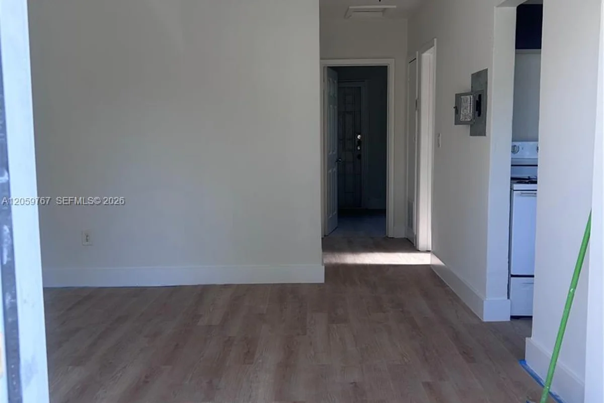 1820 NW 73rd St #a, Miami: photo 1 of 7