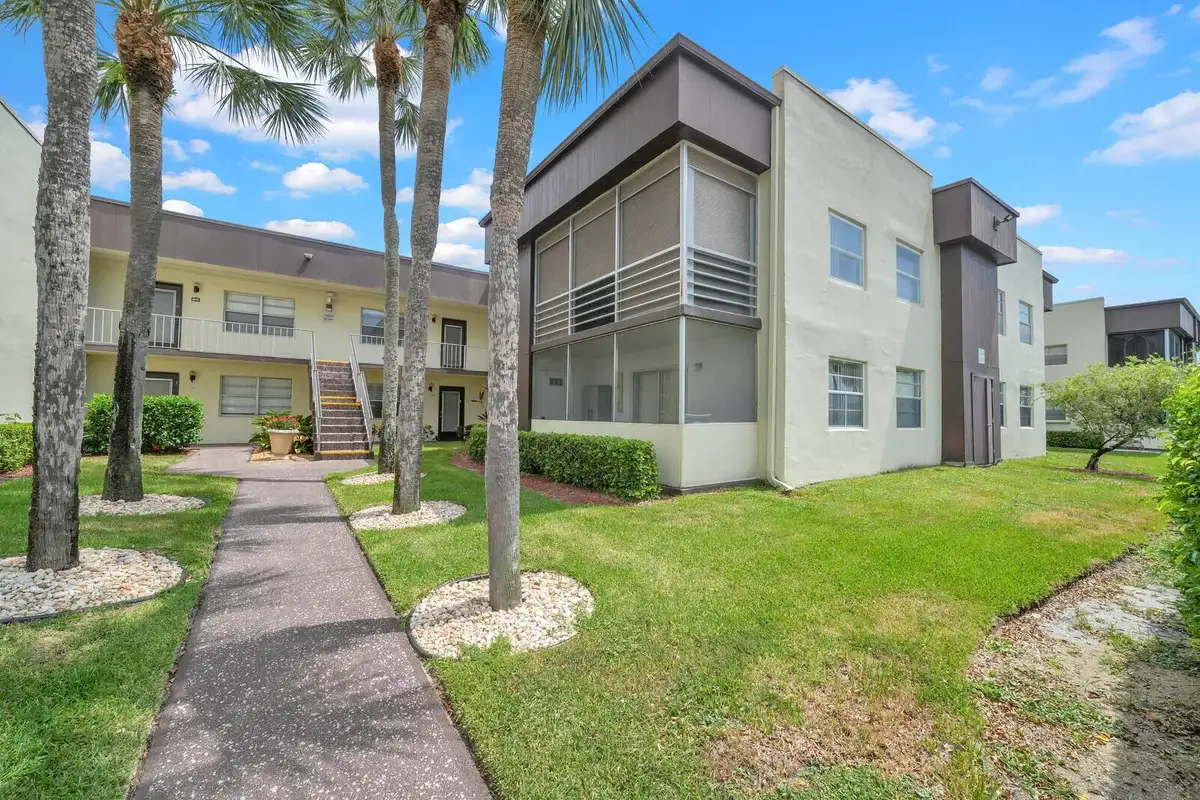 742 Normandy P, Delray Beach: photo 1 of 21