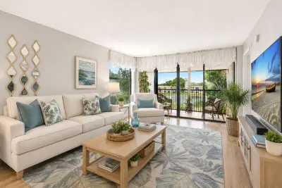 6048 Coral Lake Dr, Margate: photo 1 of 34