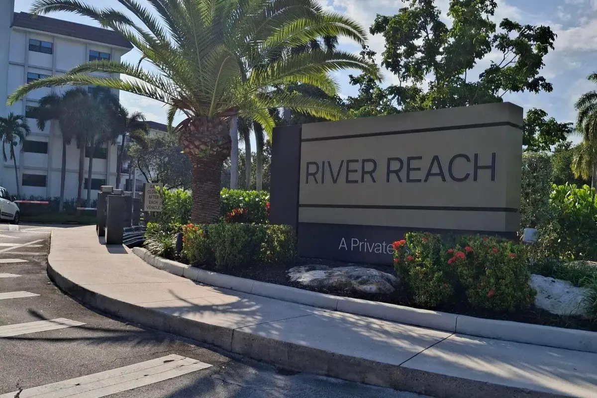 1101 River Reach Dr #215, Fort Lauderdale: photo 1 of 23