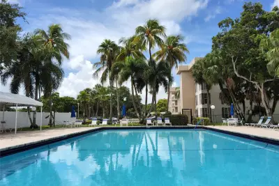 3151 S Palm Aire Dr #301, Pompano Beach: photo 1 of 15