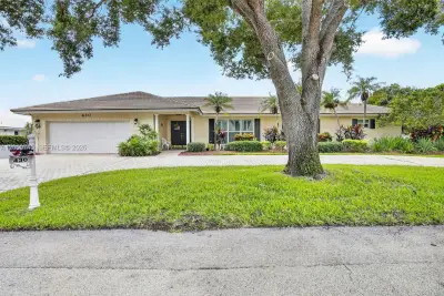 430 NW 130 Ave, Plantation: photo 1 of 6