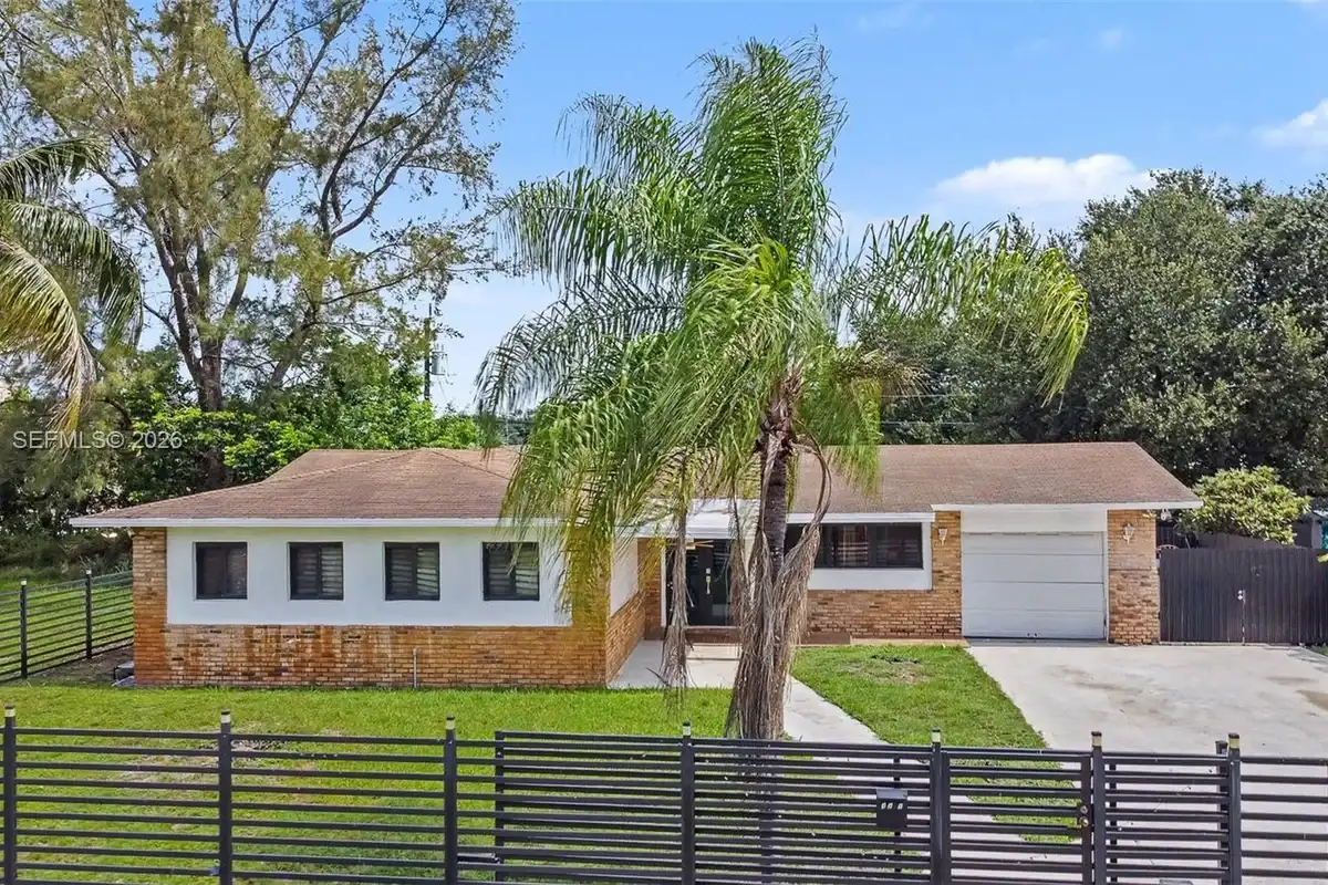 3281 NW 212th St, Miami Gardens: photo 1 of 19