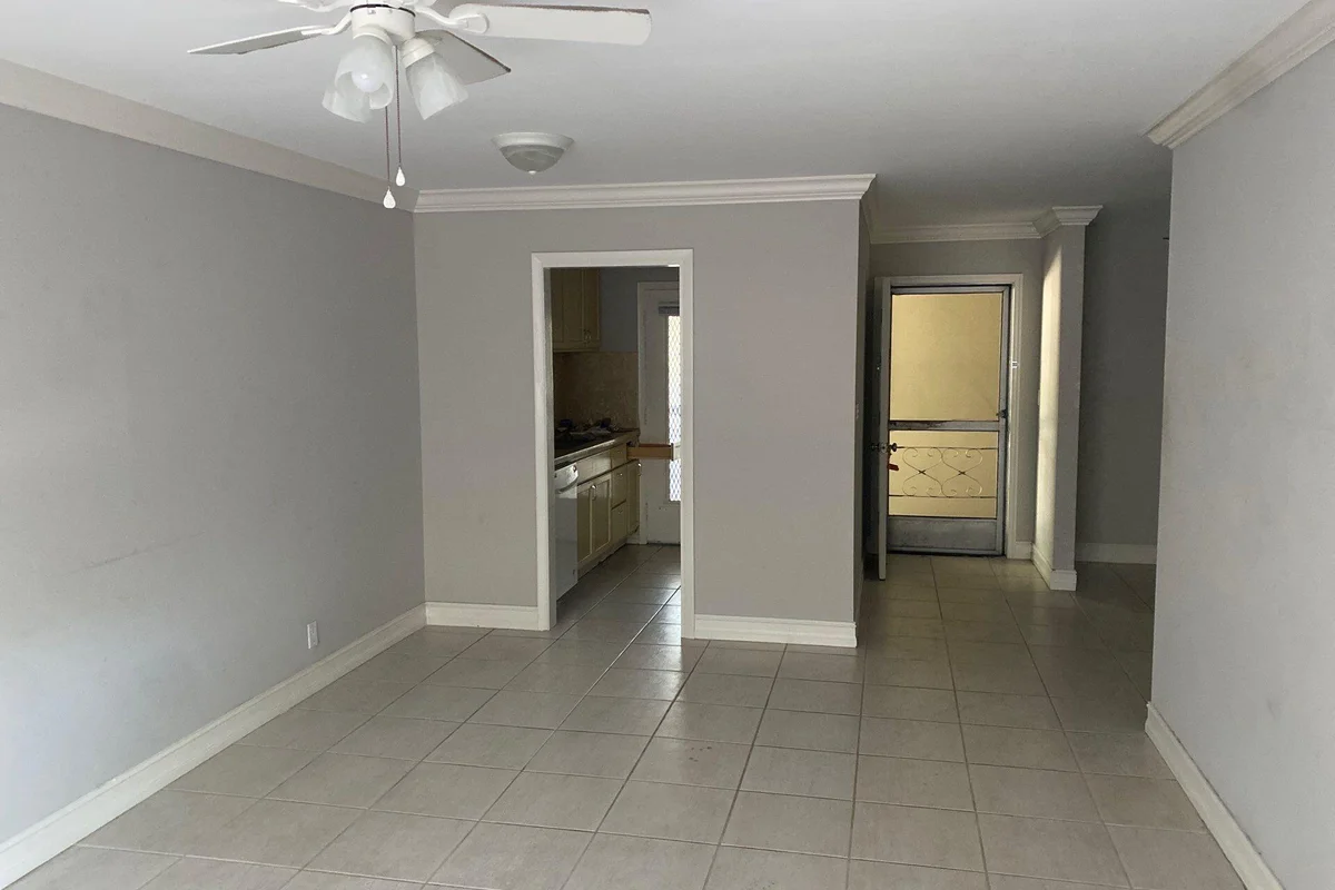 1150 E Sample Rd #207, Pompano Beach: photo 1 of 9