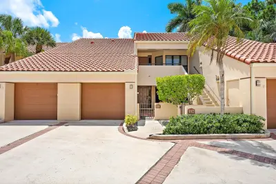 111 Waterview Dr #1110, Palm Beach Gardens: photo 1 of 35