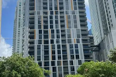31 SE 6th St #1801, Miami: photo 1 of 31