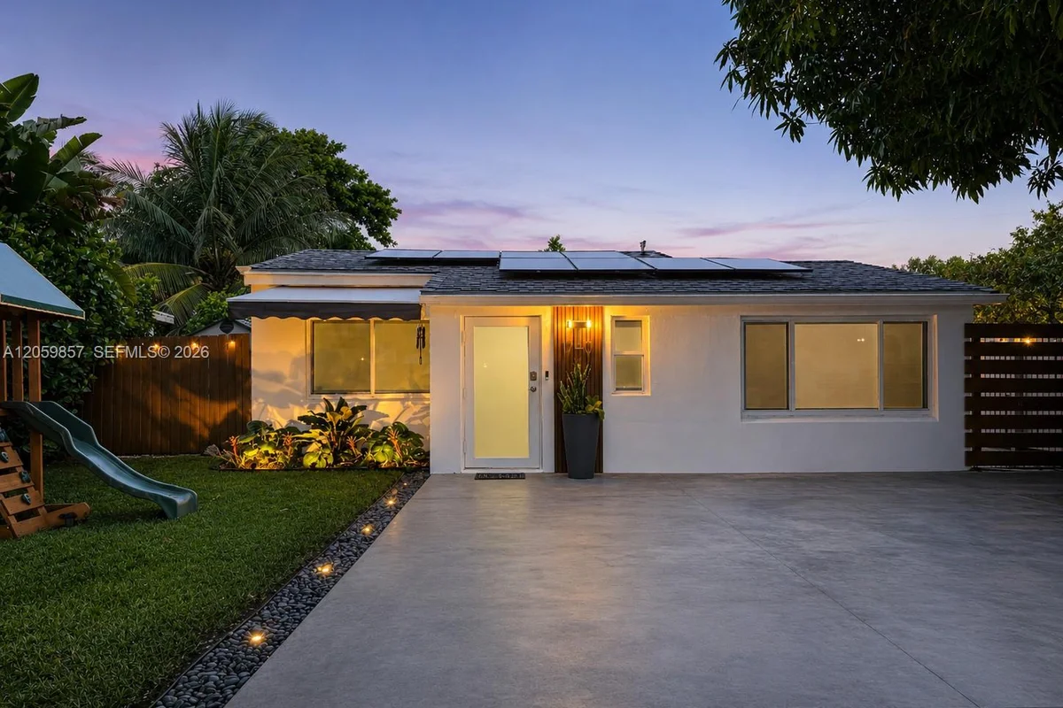 1740 NE 181st St, North Miami Beach: photo 1 of 46